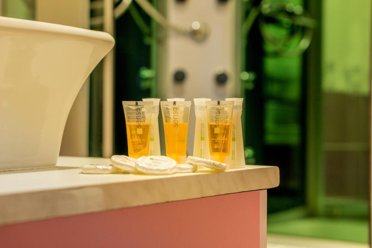 Hotel Ferdinand Hateg Ngoại thất bức ảnh